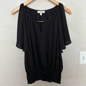 Black Off-Shoulder Top by Meraki